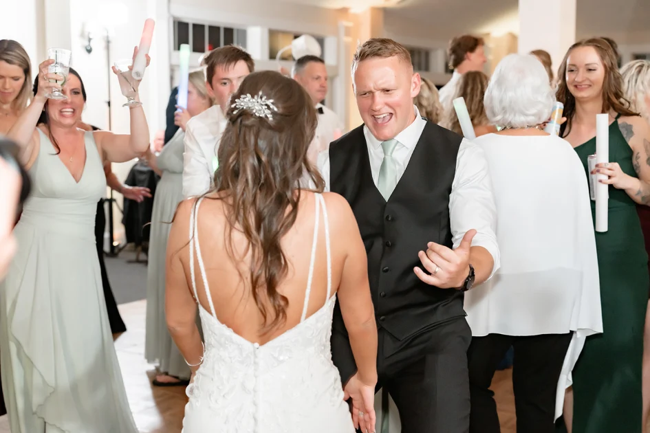 Kathryn & Harvie bio 5