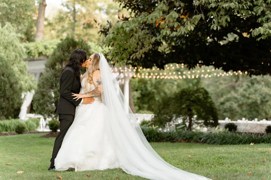 Karyna & Chealsea bio 2